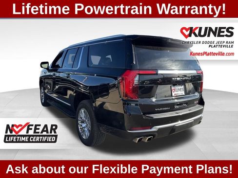 Used 2025 GMC Yukon XL Denali AWD/4WD image 8