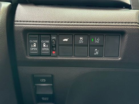 Used 2019 Honda Odyssey EX-L image 18