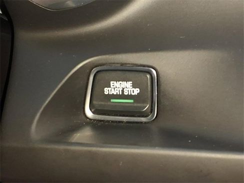 Used 2021 Chevrolet Camaro LT image 13