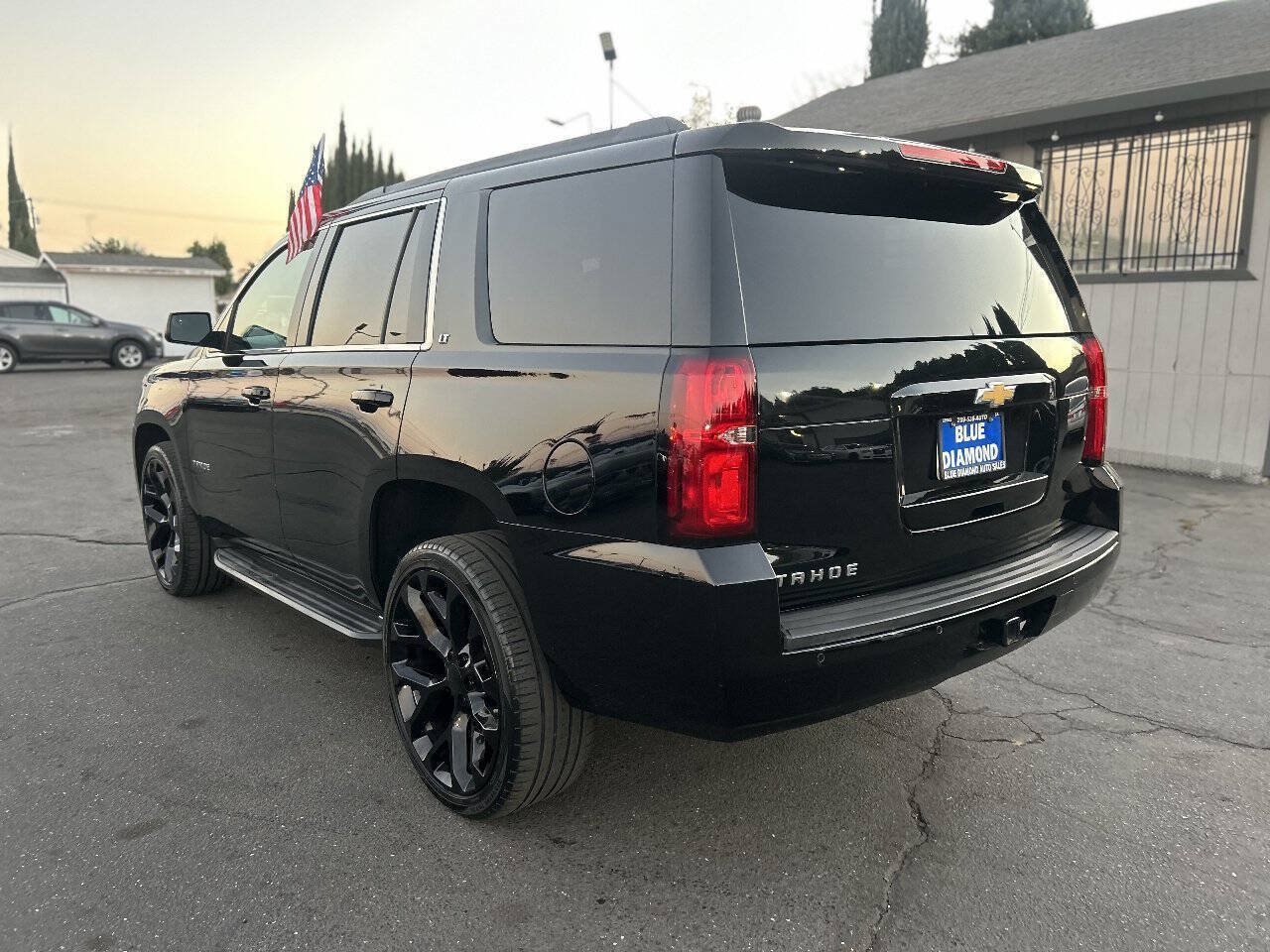Used 2020 Chevrolet Tahoe LT RWD image 4