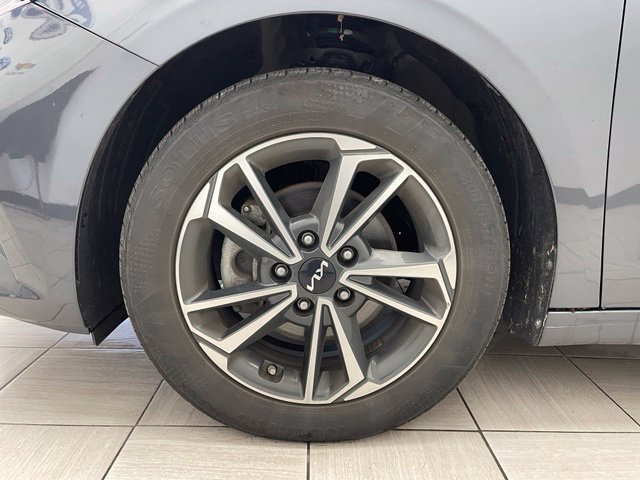 Used 2024 Kia Forte LXS FWD image 7