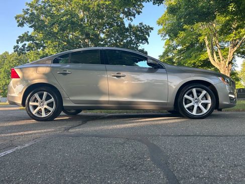 Used 2016 Volvo S60 T5 Premier AWD/4WD image 25