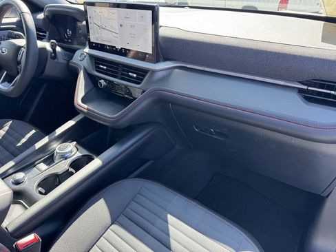 Used 2026 Ford Explorer ST-Line w/ Premium Package RWD image 6