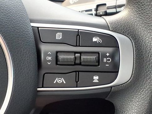 Used 2025 Kia K5 LXS FWD image 29