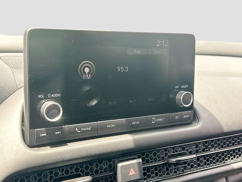 Used 2025 Honda HR-V LX image 14