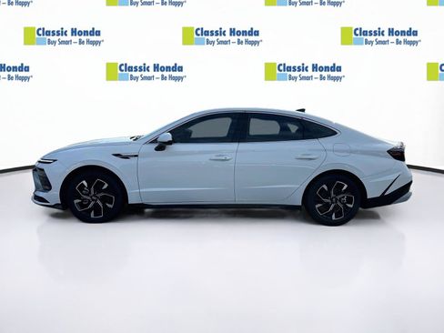 Used 2024 Hyundai Sonata SEL FWD image 4