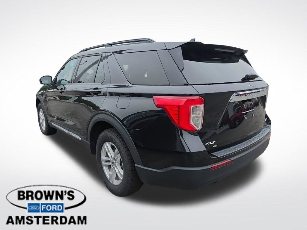 Used 2023 Ford Explorer XLT AWD/4WD image 6