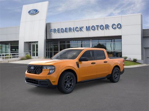 New 2026 Ford Maverick XLT image 1