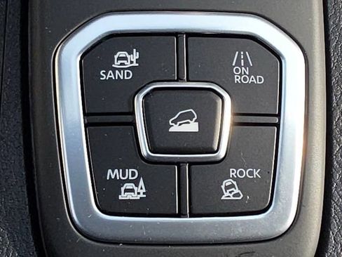 New 2026 Nissan Frontier PRO-4X image 15