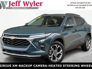 Used 2025 Chevrolet Trax LT w/ Driver Confidence Package video 1