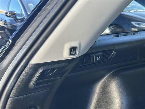 Certified 2022 Jeep Grand Cherokee Limited image 12