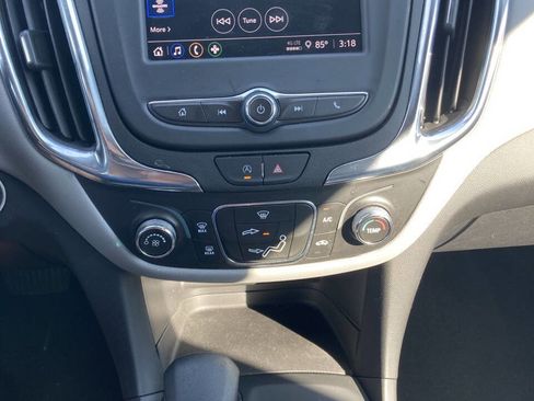 Used 2023 Chevrolet Equinox LT image 13