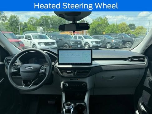 Certified 2025 Ford Escape Active w/ Tech Pack #1 FWD image 3