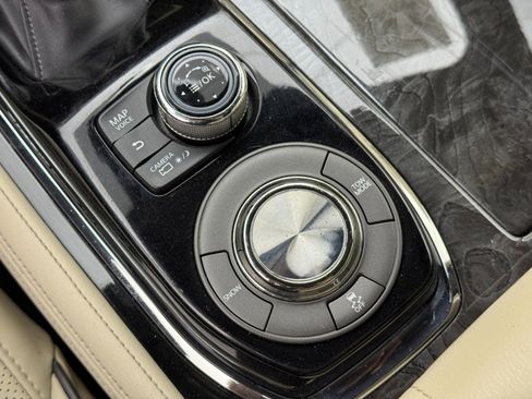 Used 2021 INFINITI QX80 Sensory w/ Cargo Package image 31