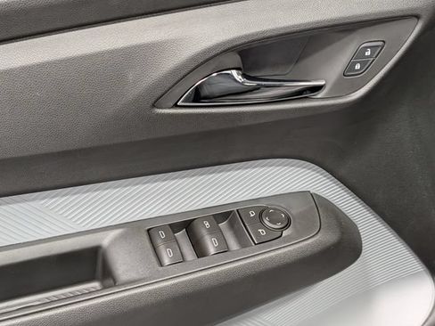 New 2027 Chevrolet Bolt LT w/ Comfort Package FWD image 14