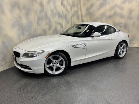 Used 2014 BMW Z4 sDrive28i image 5