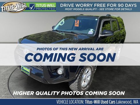 Used 2019 Toyota 4Runner SR5 AWD/4WD image 3