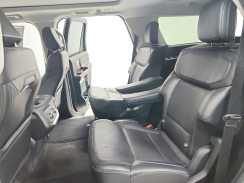 Used 2025 Ford Expedition Platinum AWD/4WD image 36