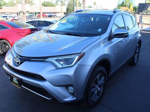 Used 2016 Toyota RAV4 XLE FWD image 4