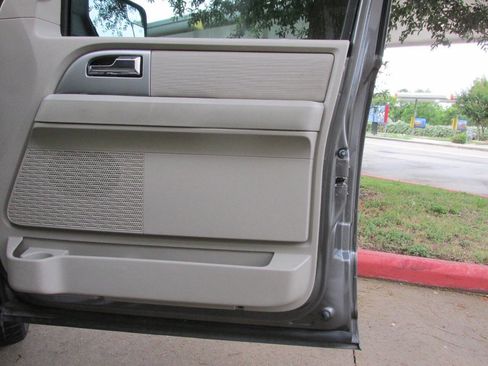 Used 2014 Ford Expedition EL Limited image 23