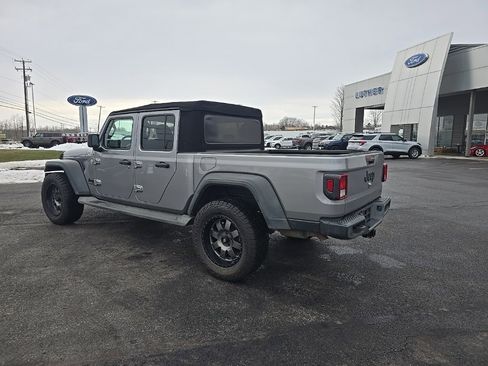 Used 2020 Jeep Gladiator Sport w/ Quick Order Package 24S image 12