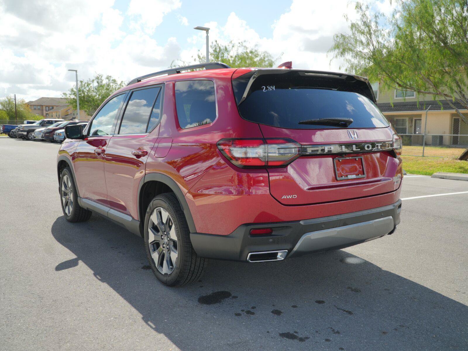 New 2026 Honda Pilot Elite image 9