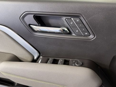 New 2026 Chevrolet Colorado ZR2 w/ Technology Package image 19