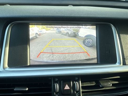 Used 2019 Kia Optima EX w/ EX Premium Package FWD image 20