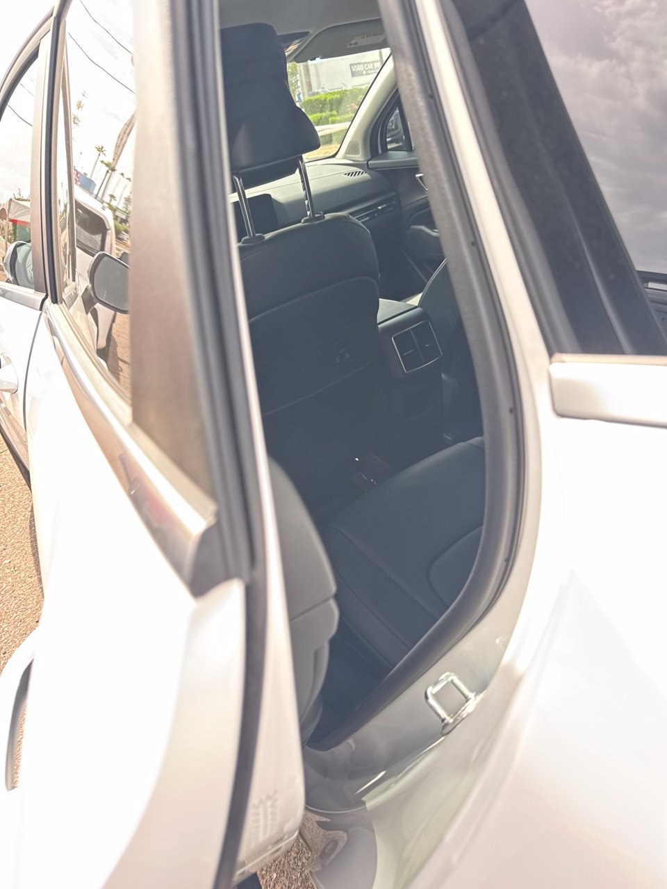 Used 2026 Kia Sportage EX FWD image 7