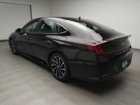 Used 2021 Hyundai Sonata Limited w/ Preferred Accessory Package FWD image 5