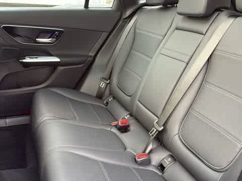 Certified 2026 Mercedes-Benz GLC 300 4MATIC image 31