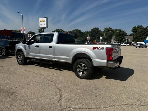 Used 2019 Ford F250 XLT w/ XLT Value Package AWD/4WD image 6