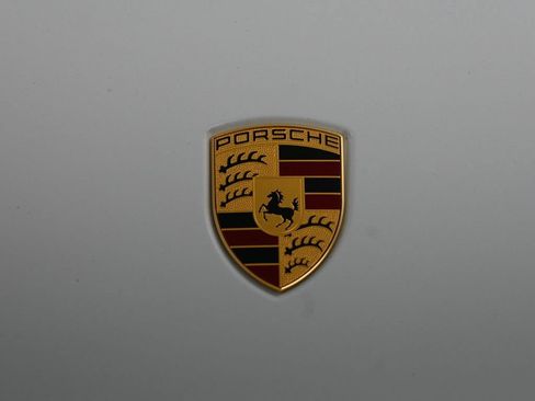 Certified 2024 Porsche Cayenne AWD/4WD image 32