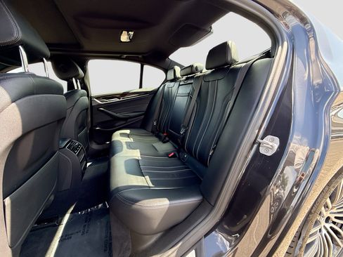 Used 2018 BMW 540i image 21