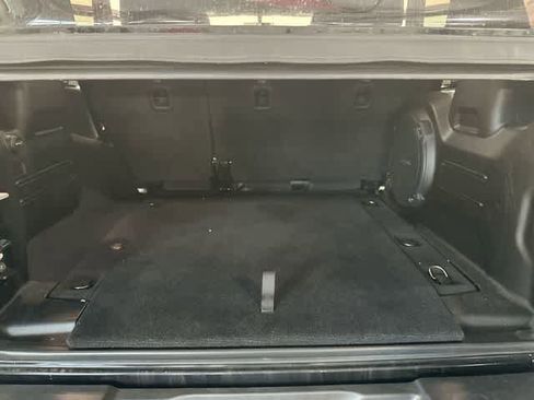 Used 2022 Jeep Wrangler Unlimited Rubicon AWD/4WD image 26
