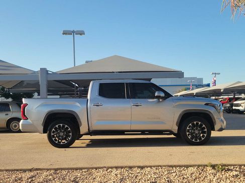 Used 2024 Toyota Tundra Limited AWD/4WD image 9