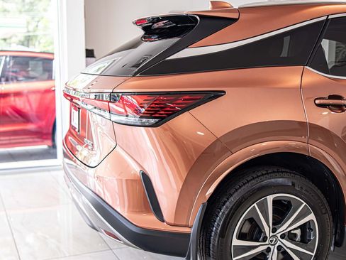 Used 2025 Lexus RX 350 Premium w/ Accessory Package (P1) AWD/4WD image 12