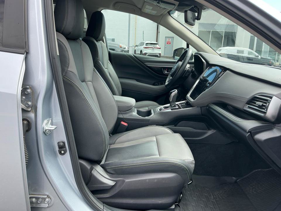 Used 2023 Subaru Outback Onyx Edition AWD/4WD image 29