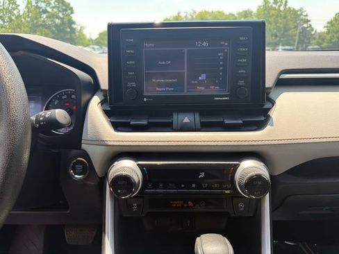 Certified 2022 Toyota RAV4 XLE AWD/4WD image 36