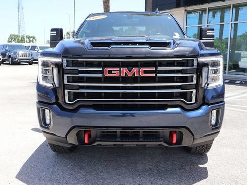 Used 2022 GMC Sierra 2500 AT4 AWD/4WD image 2