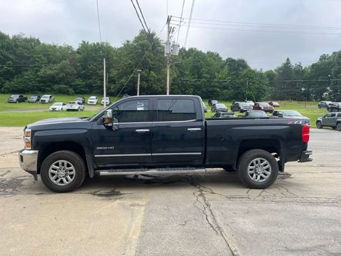 Used 2019 Chevrolet Silverado 3500 LTZ w/ LTZ Plus Package AWD/4WD image 9