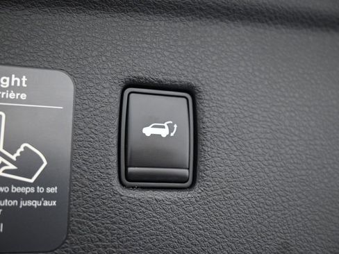 Used 2021 INFINITI QX50 Essential w/ Convenience Package image 41