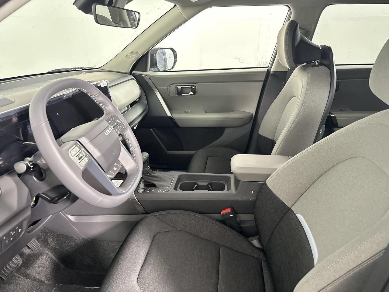 New 2027 Kia Seltos S FWD image 2