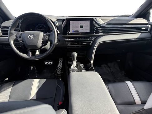 Certified 2025 Toyota Camry SE FWD image 14