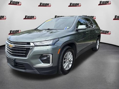 Used 2023 Chevrolet Traverse LT AWD/4WD image 1