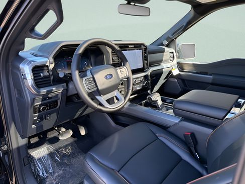 Used 2025 Ford F150 Lariat w/ Equipment Group 502A High AWD/4WD image 4