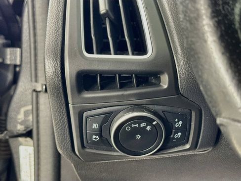 Used 2015 Ford Focus ST FWD image 11