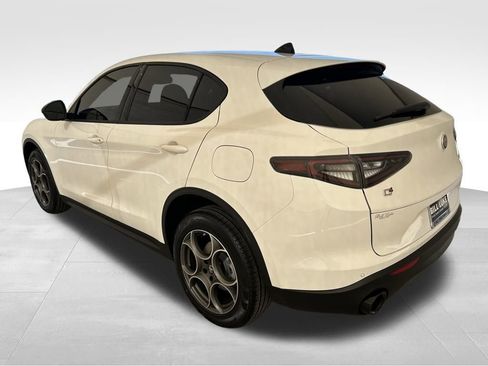 New 2025 Alfa Romeo Stelvio Sprint w/ Convenience Package image 24