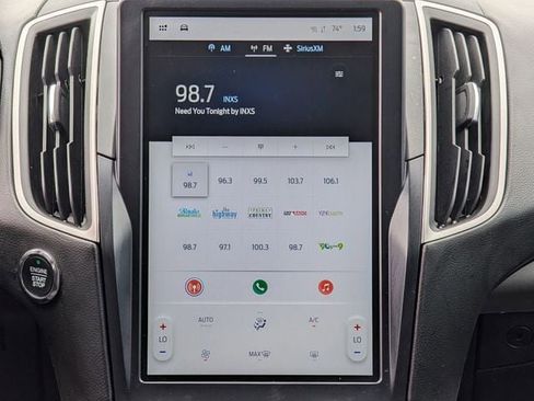 Used 2022 Ford Edge SE w/ Black Appearance Package image 15