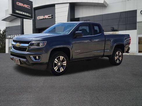 Used 2016 Chevrolet Colorado LT w/ LT Convenience Package AWD/4WD image 32